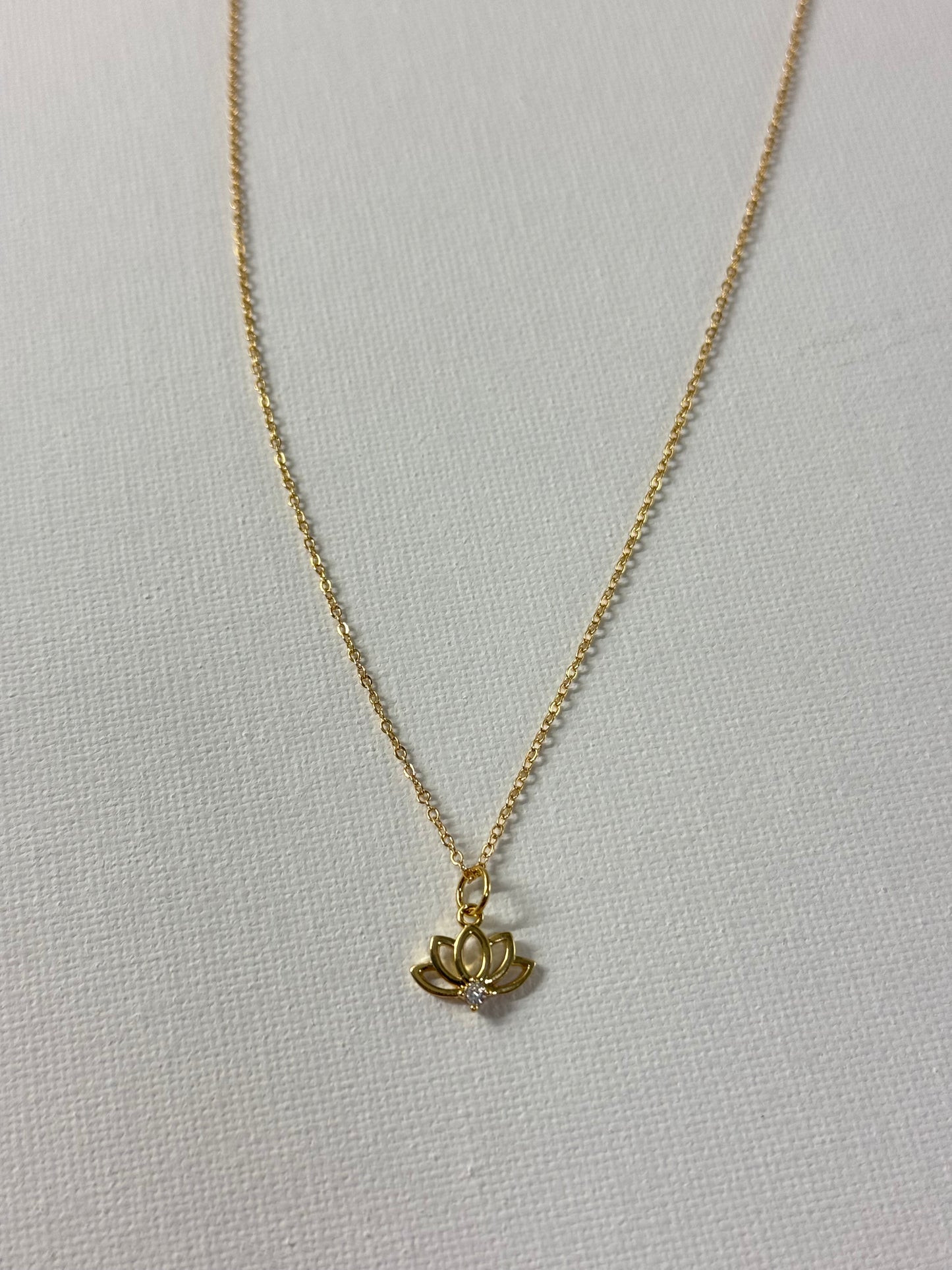 LOTUS NECKLACE GOLD