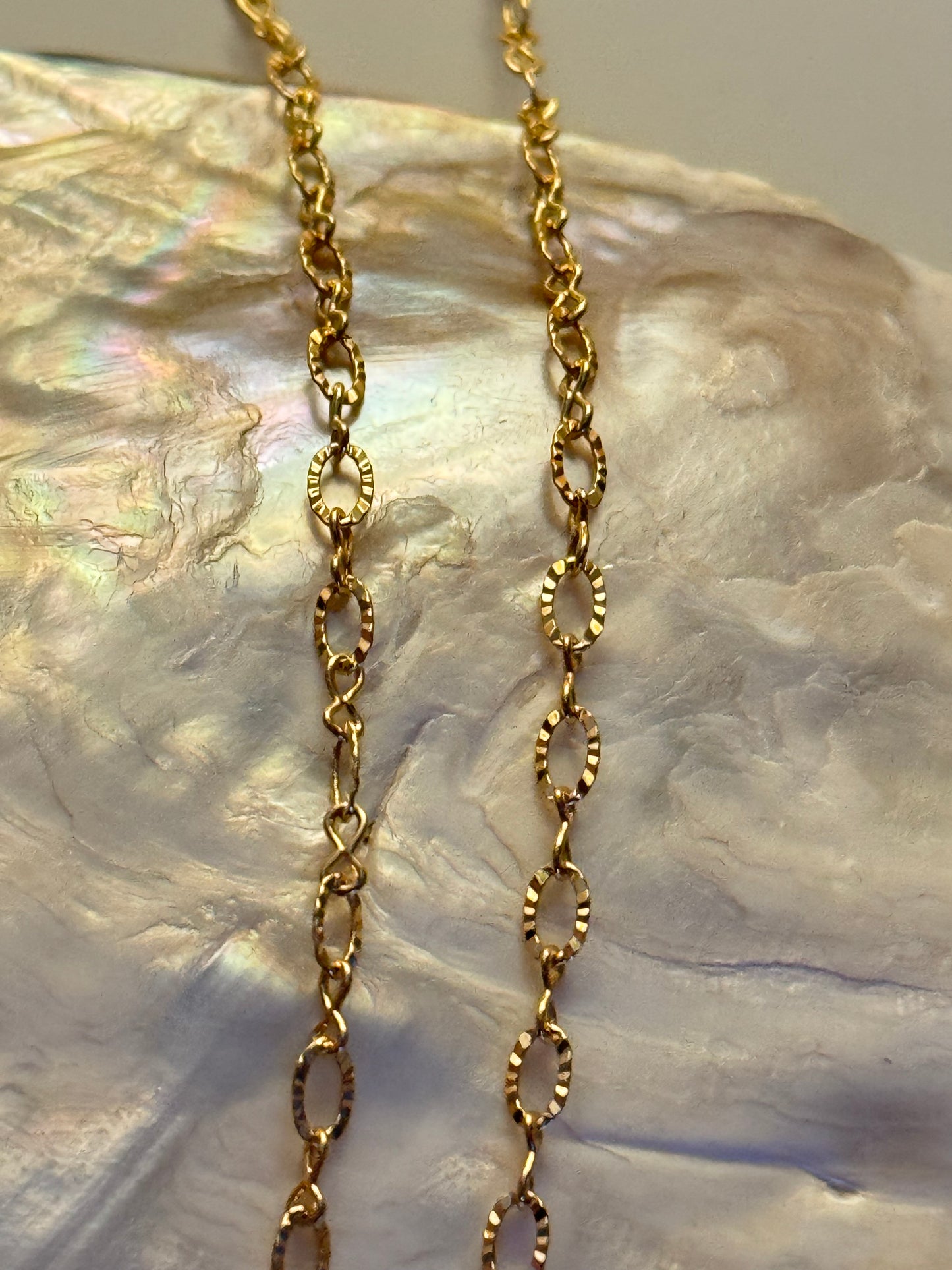 DAINTY NECKLACE GOLD